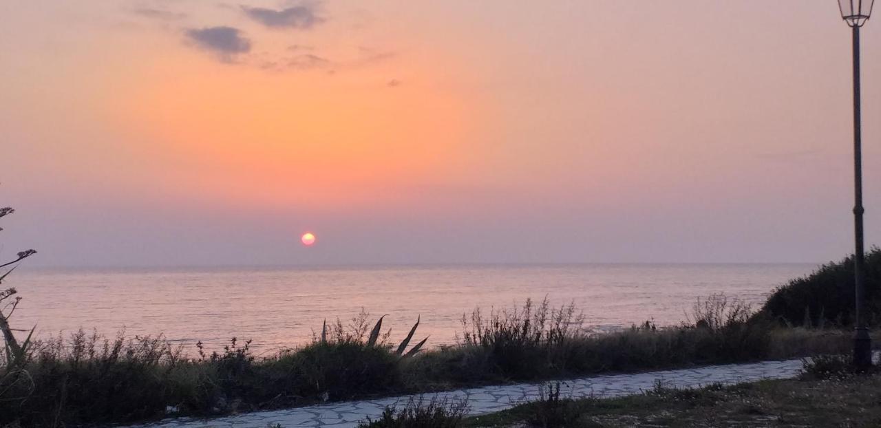 Nicol Apartmens Preveza Bagian luar foto